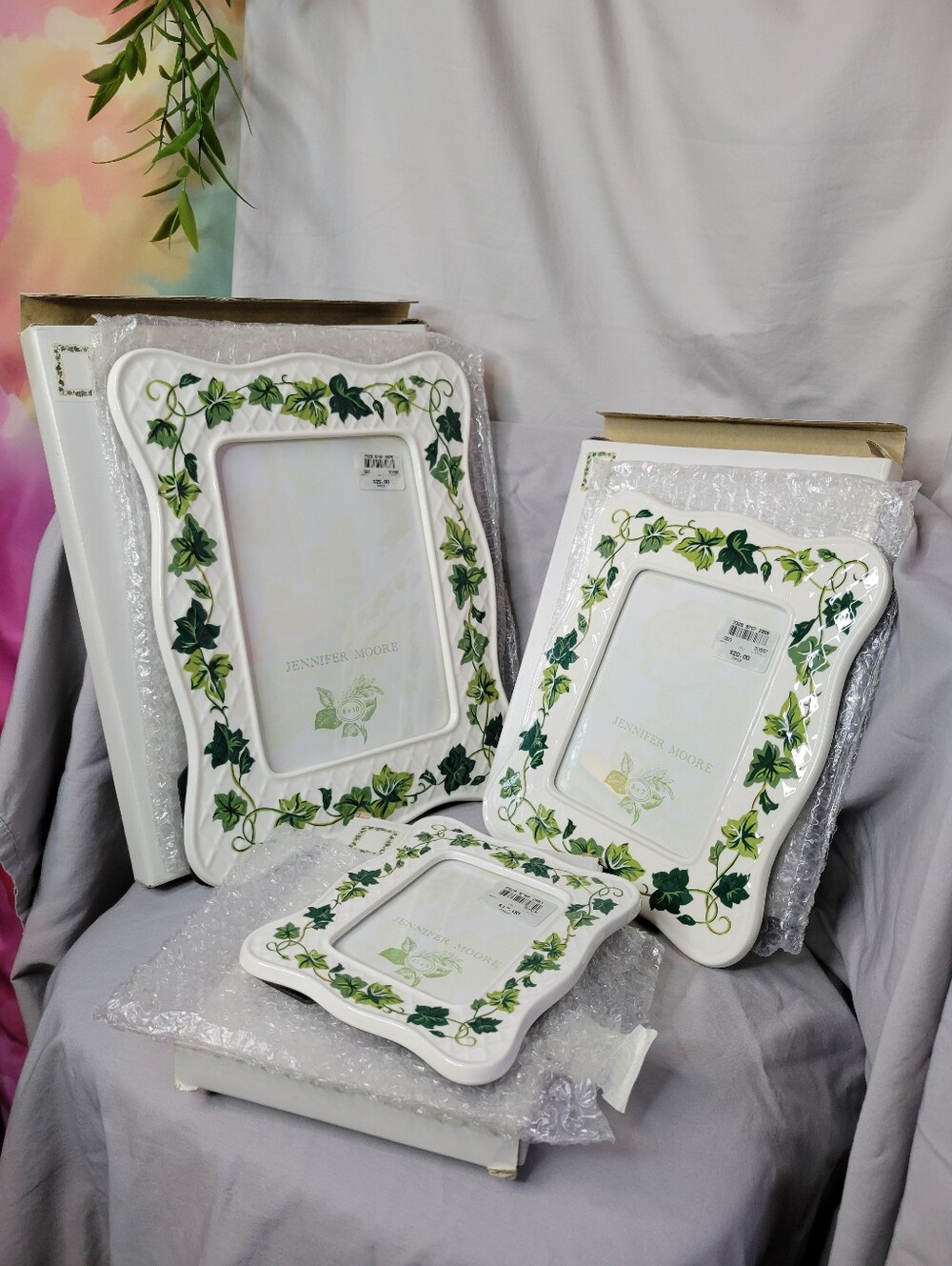 Jennifer Moore White Ceramic Frames with Green Ivy Accent X3 Vintage